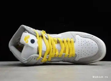 LIGHT JORDAN 1 SWITCH SMOKE HIGH 0515